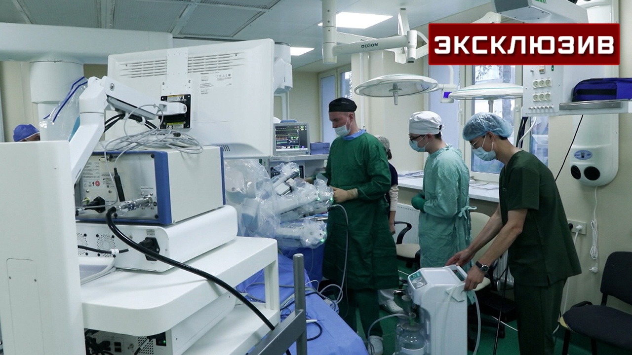 Робот помог хирургам госпиталя Вишневского удалить опухоль на почке бойцу СВО