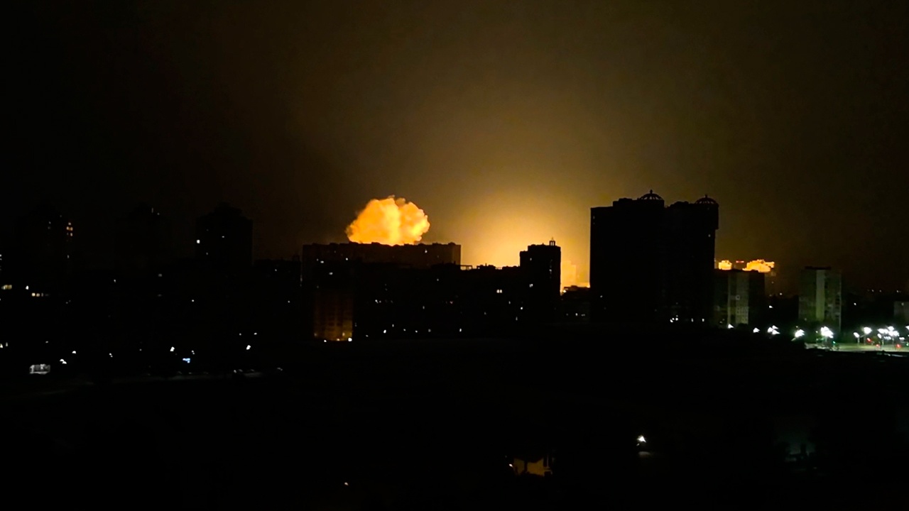 На Украине сообщили о массовом отъезде киевлян из города