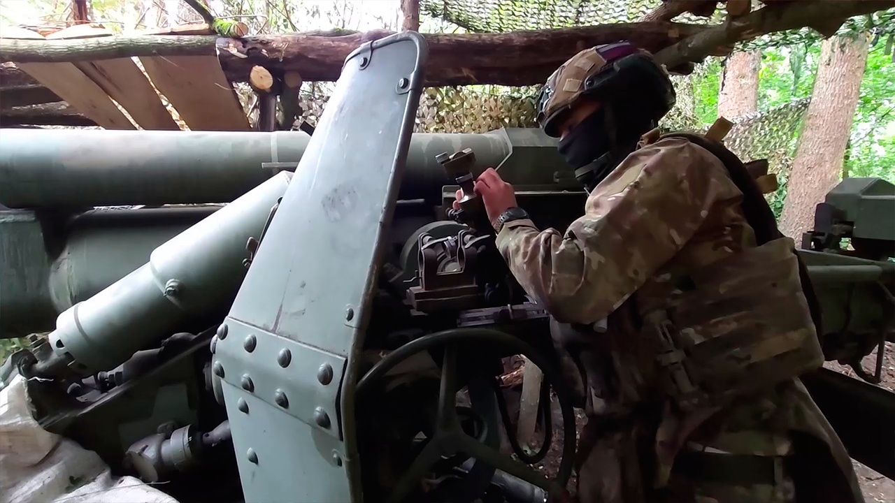 Расчеты самоходок «Гиацинт-С» сорвали ротацию боевиков ВСУ 