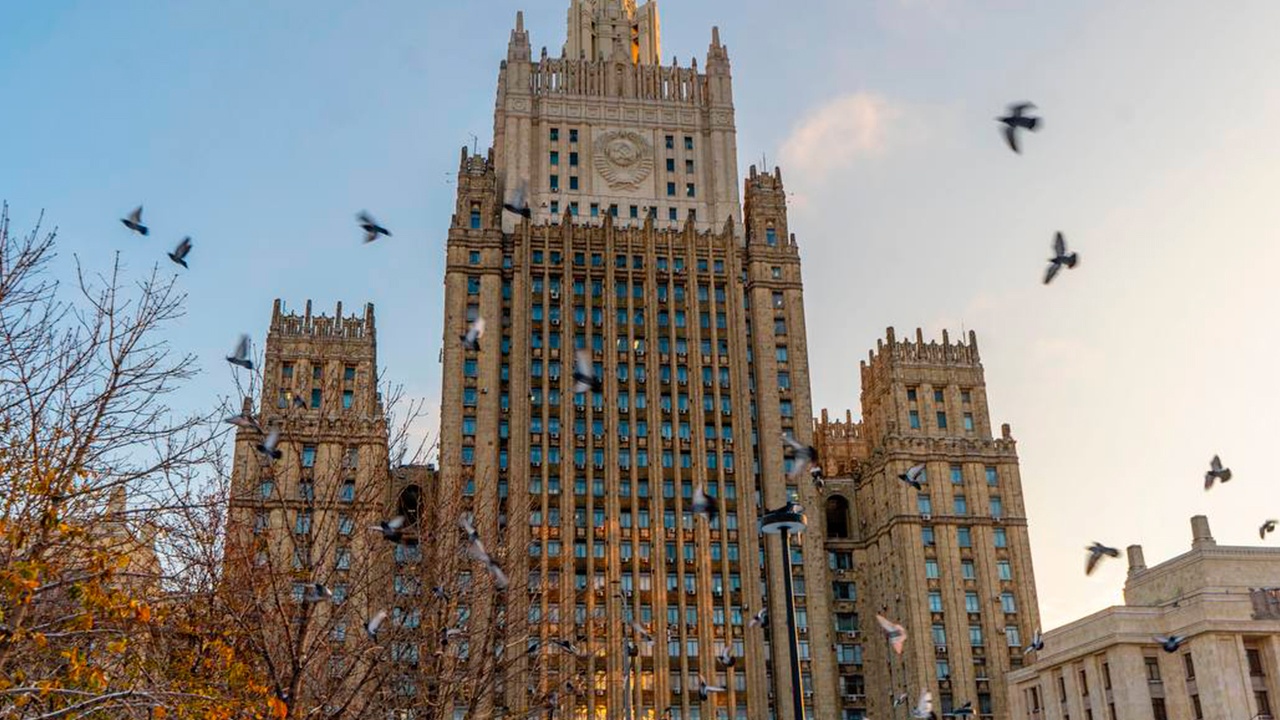 Посол РФ заявил о неприемлемости действий Токио по сбору информации в РФ