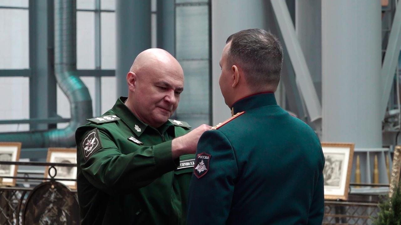 Горнин поздравил военных финансистов с профессиональным праздником