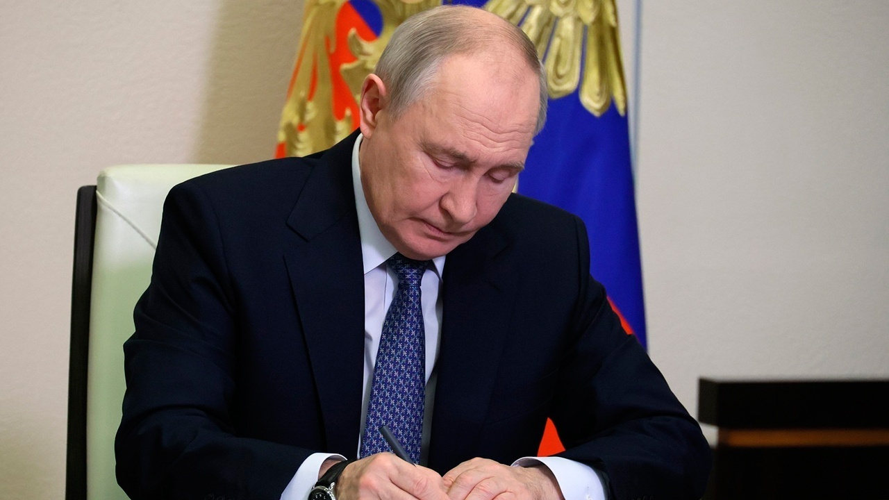 Путин предложил  привлекать ветеранов для кадрового обеспечения экономики