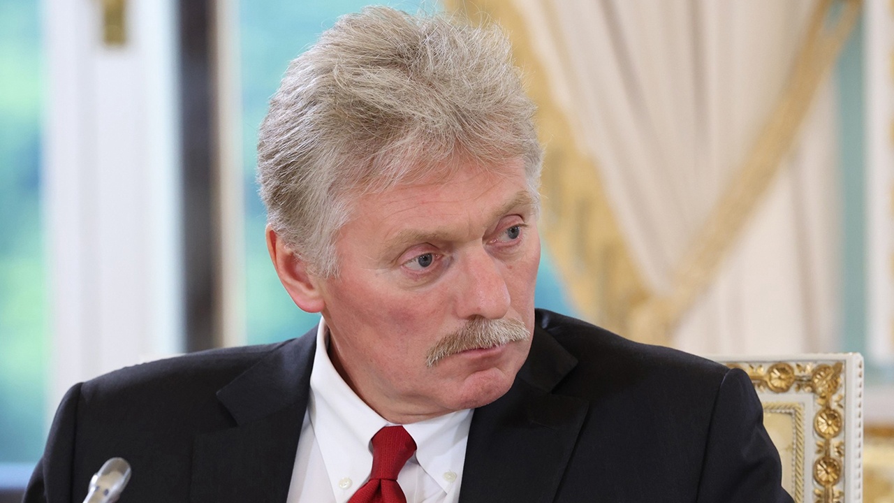Песков: ЕС много говорит о переговорщиках, но ничего не делает