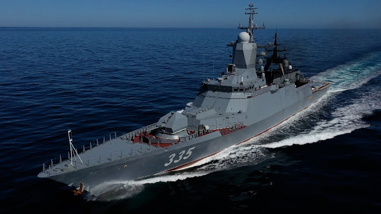 В России отмечают День моряка-надводника 