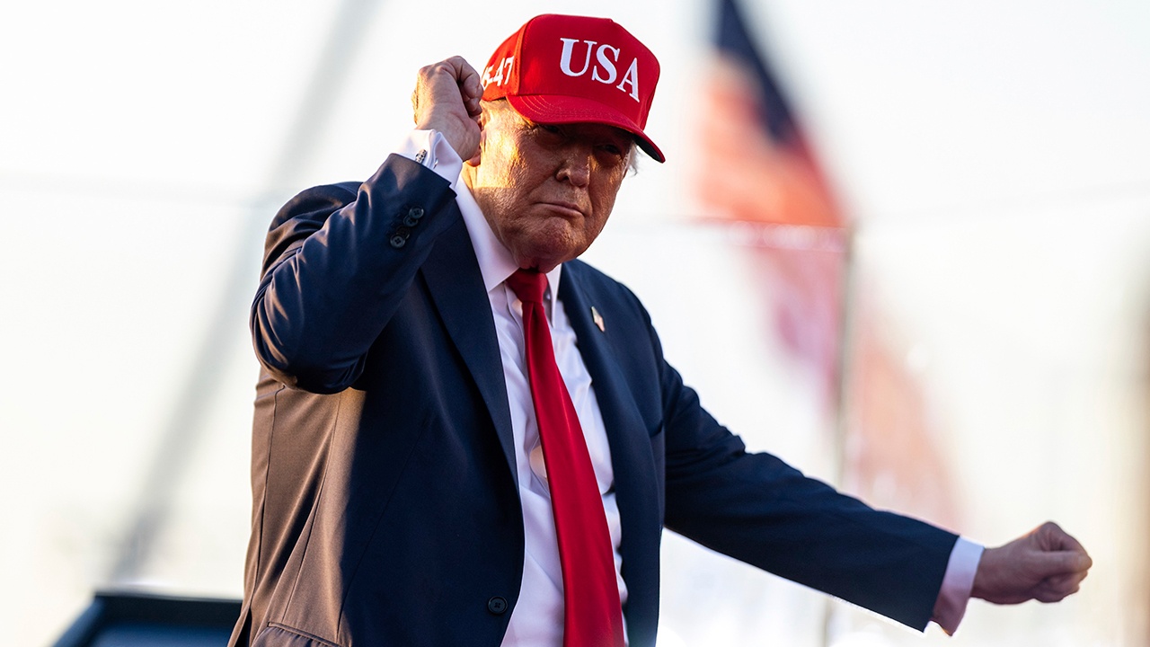 Трамп объяснил, почему супруга Мелания просит его не танцевать на публике